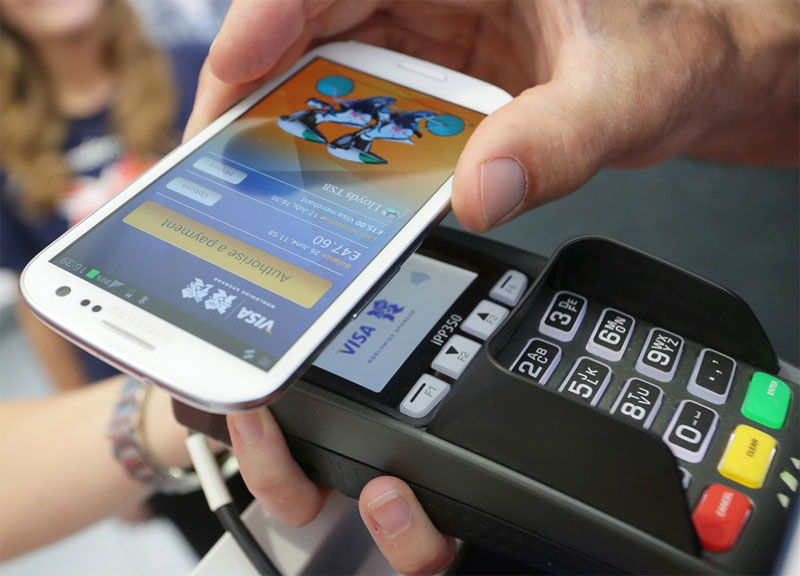 Сбербанк внедрил в мобильное приложение функцию подключение карт к Samsung Pay 