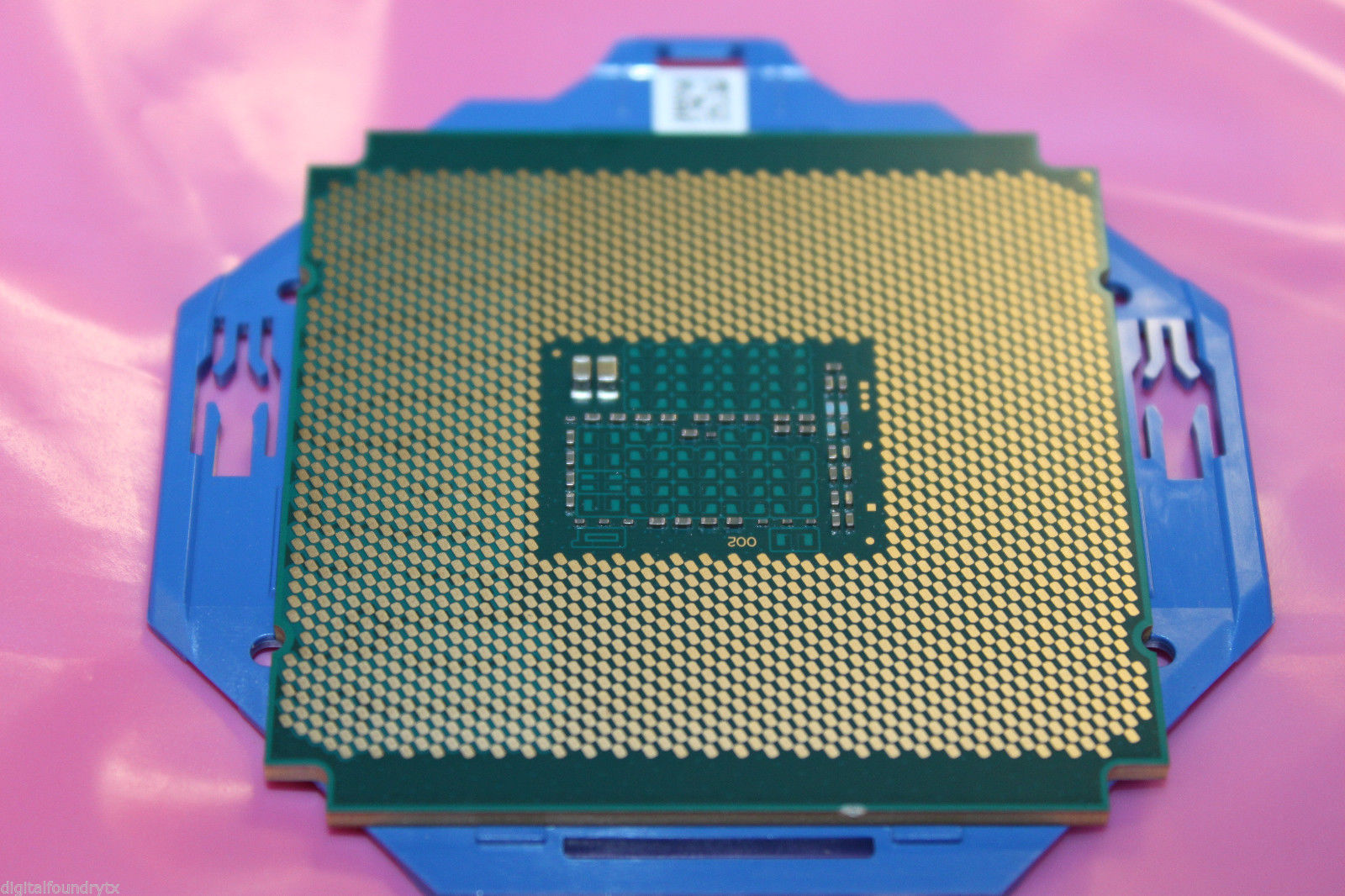 Семейство процессоров Intel Xeon D пополнили пять моделей