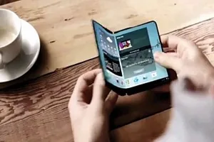 Гибкий смартфон Samsung
